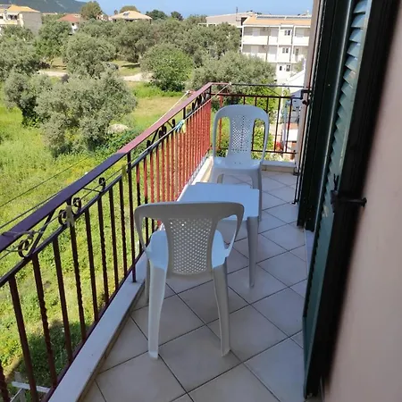 公寓 Kohyli Lefkáda